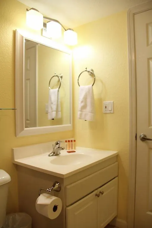 Kona Reef Resort By Latour Group Kailua-Kona Apartmanhotel